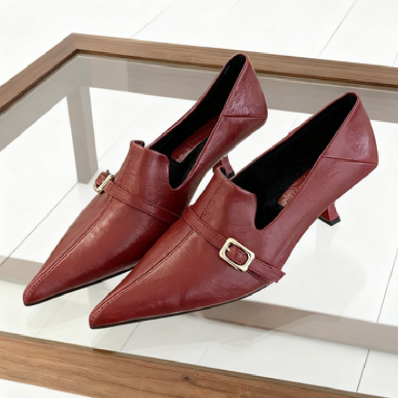 Elegant Kitten Heel Women Pump - Formal Belt Leather Thin recensie en prijs